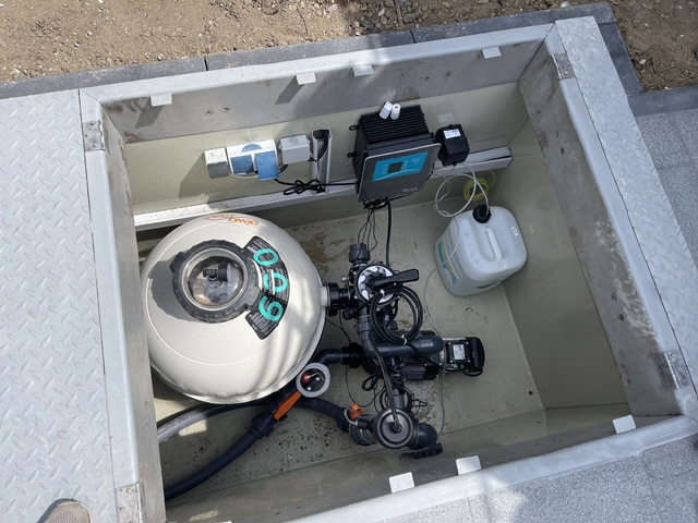 Technikschacht eingelassen